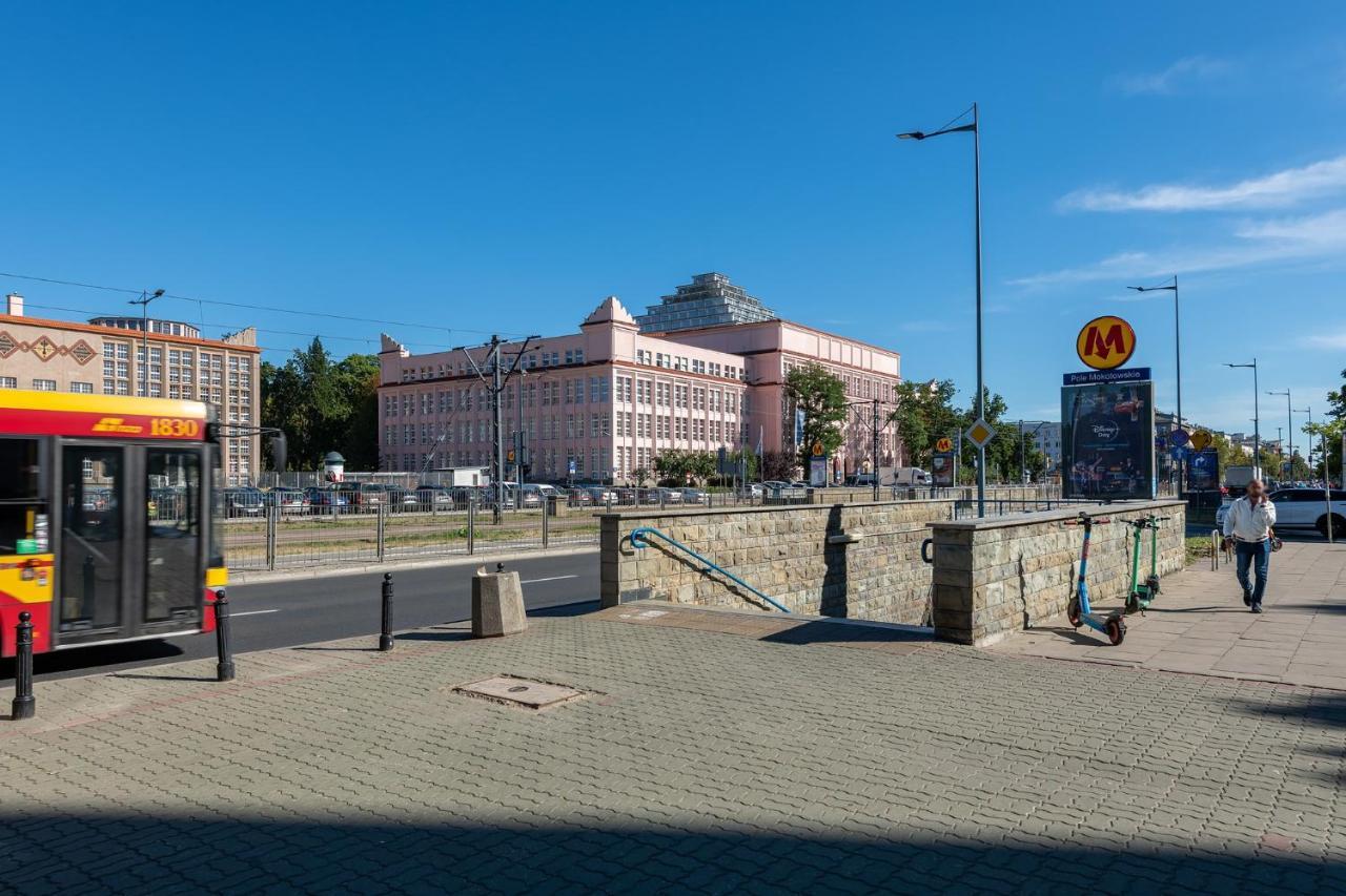 Batorego 16 Blue Prywatne Mieszkanie 300M Od Metro Pole Mokotowskie I Sgh Samodzielne Zameldowanie! Self Check-In System! Varsó Kültér fotó
